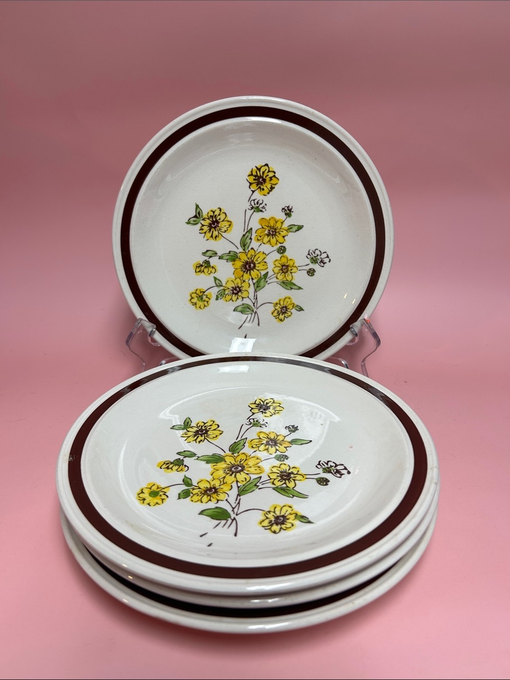 Set of 4 handpainted Lunastone 1530 Fiesta Yellow Floral Ceramic salad Plate